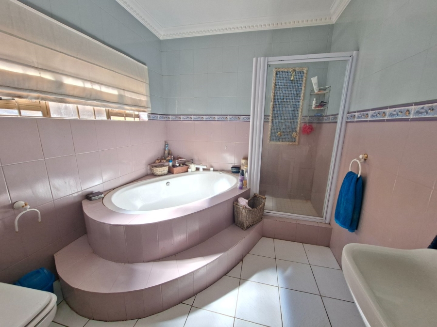 5 Bedroom Property for Sale in Baysvalley Free State